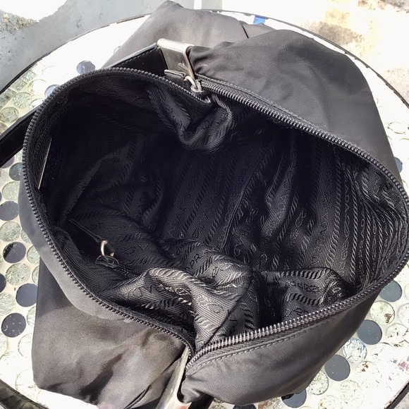 Authentic Prada Nylon and Patent Leather Zip Top Shoulder Milano Made in Italy - Picture 6 of 16